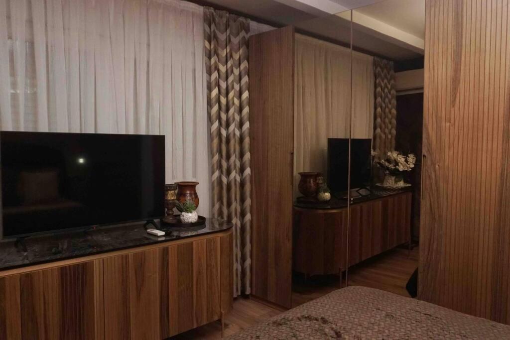 New Luxury 3-Bedroom Apartment Segovia Exterior photo